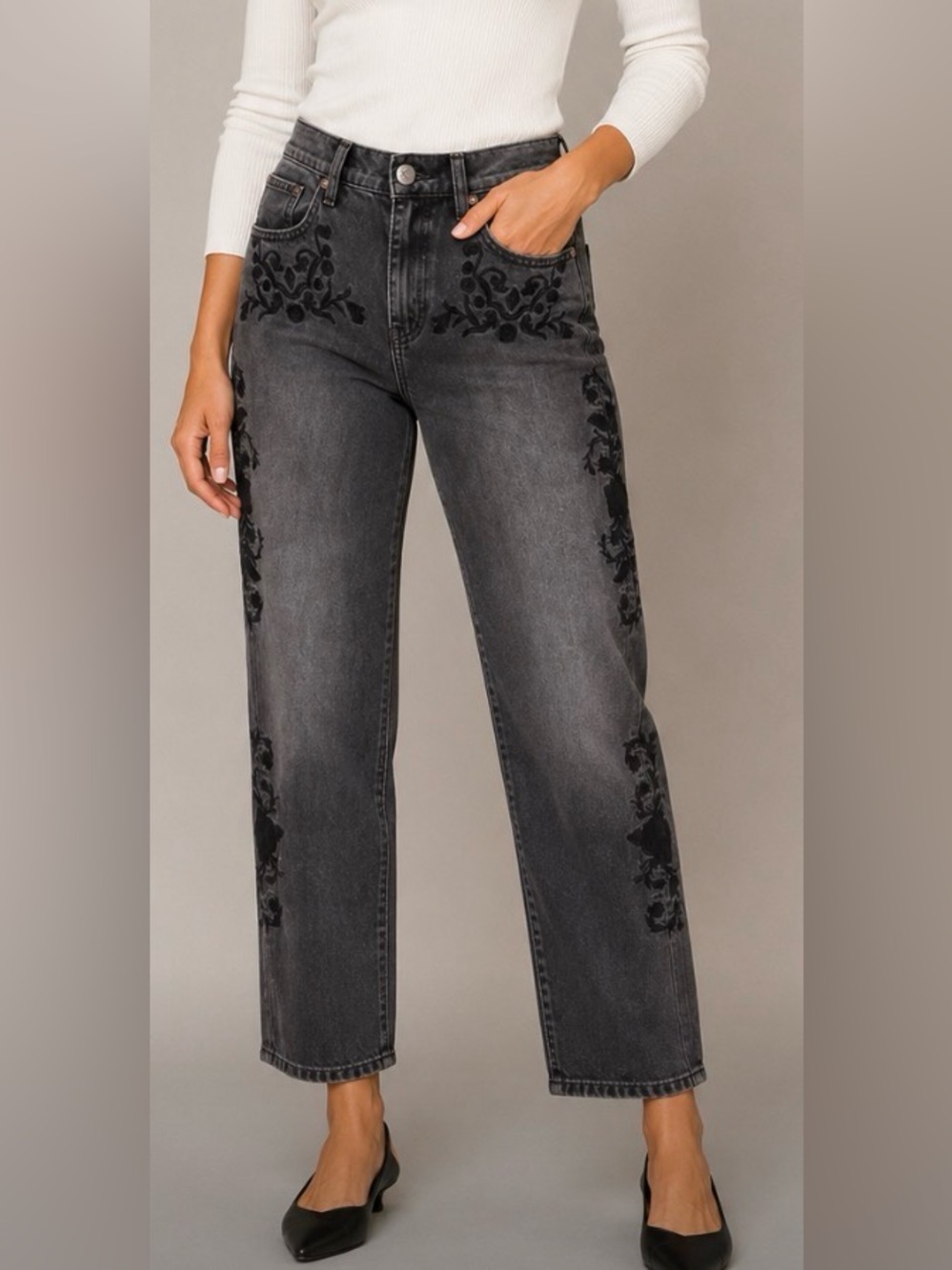 One by One Teaspoon Women’s Black Floral Embroidered Straight Leg Jeans Size 27